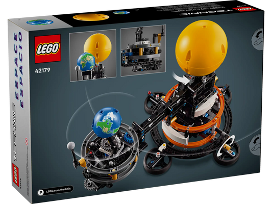 LEGO Technic 42179 Planet Earth and Moon in Orbit